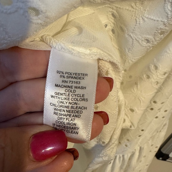 NWT Melissa Paige White Eyelet Top w/SLEEVE detail  SMALL/MEDIUM    #N - Picture 7 of 8